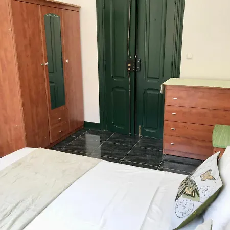 Sublime Olive Bedroom Homestay